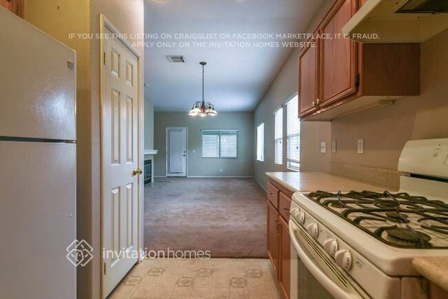 Photo - 43865 Gingham Ave