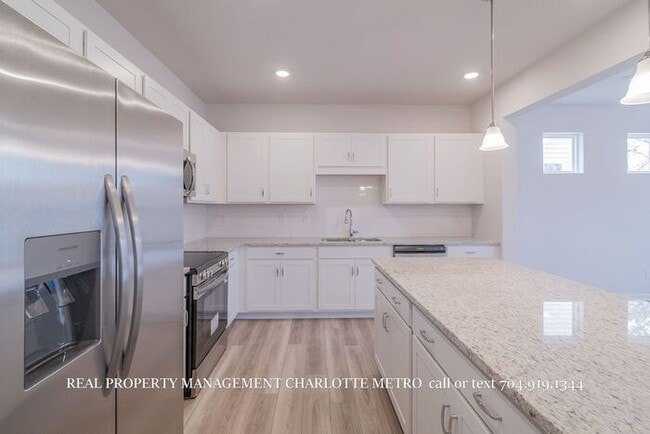 Photo - Stylish 3-Bedroom Gem Near I-485 & Charlotte Hotspots