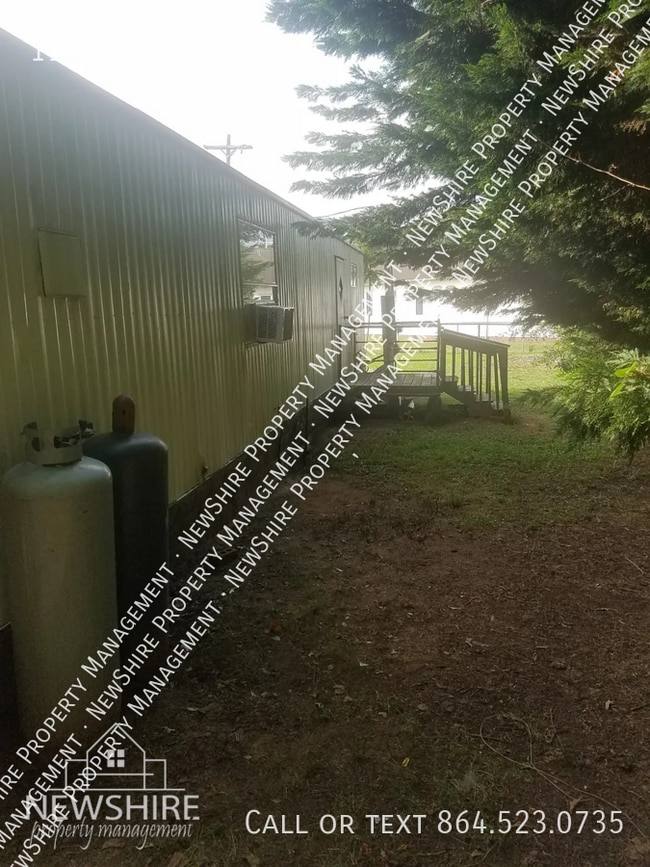 Photo - 1139 Ridgecrest Ave