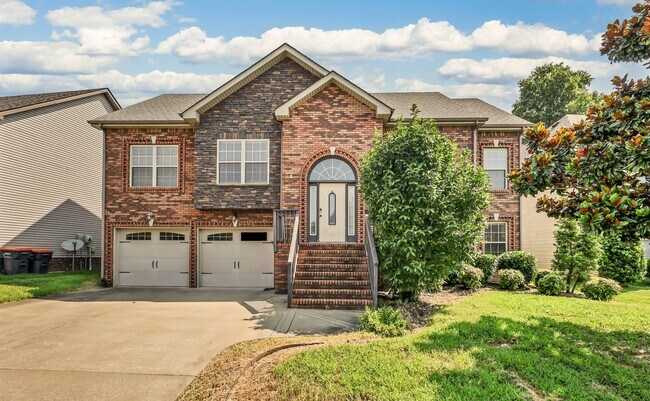 Building Photo - 1712 Apache Way
