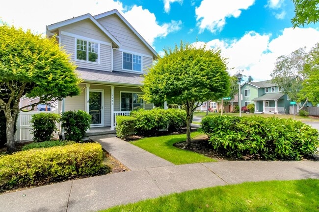 Two Bedroom DuPont Home with AC - Two Bedroom DuPont Home with AC