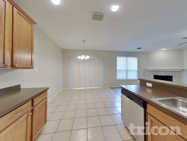 Photo - 2809 Thistlewood Dr