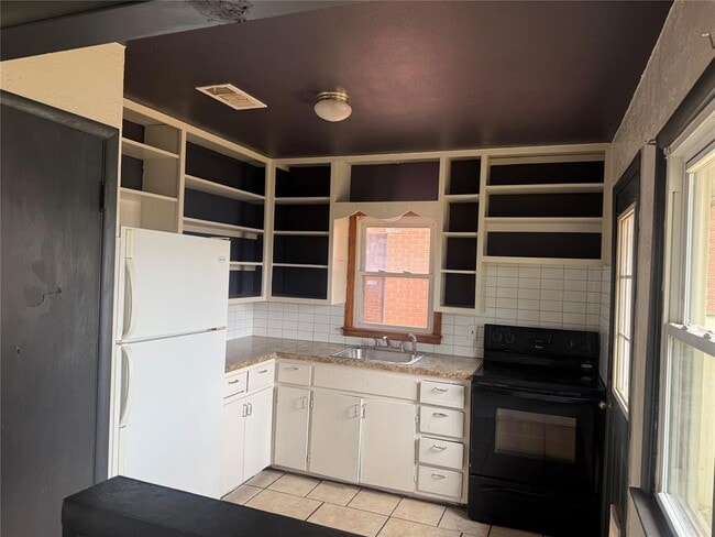 Photo - 629 S 14th St