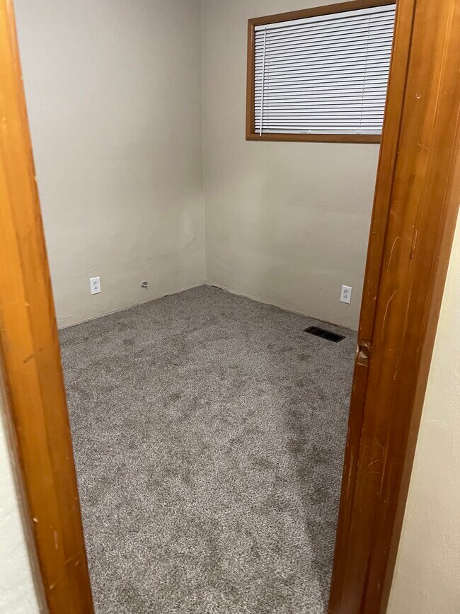 809 N Grant St Rental House Rental in Canby, OR