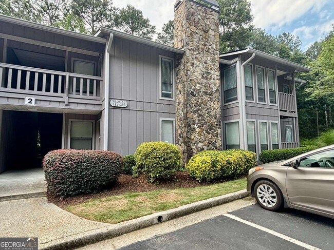 Photo - 3841 Woodridge Way