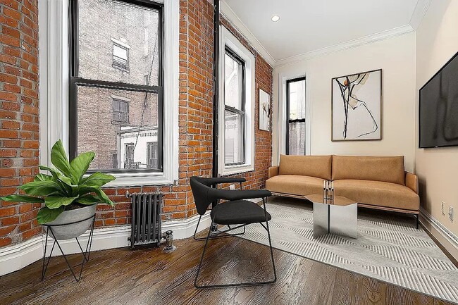 Building Photo - 223 Mott St