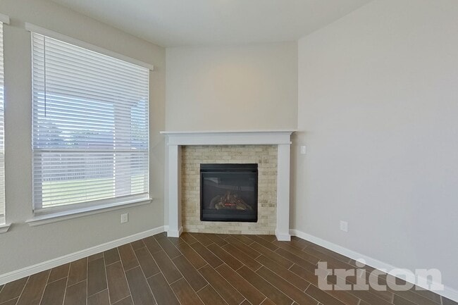 Photo - 612 Golden Bell Dr