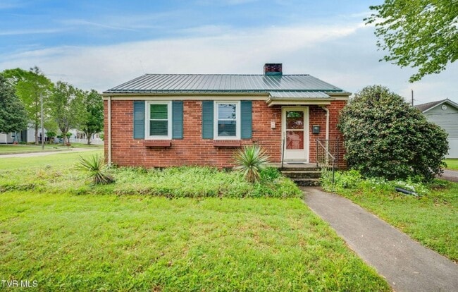 Building Photo - 2 bedroom / 1 Bath Brick Home - Kingsport, TN