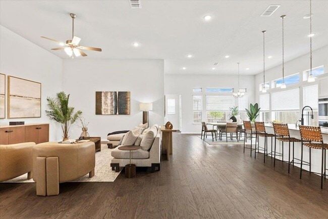 Building Photo - 271 Eclipse Dr