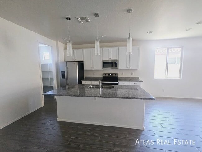 Photo - 44124 W Palo Olmo Rd