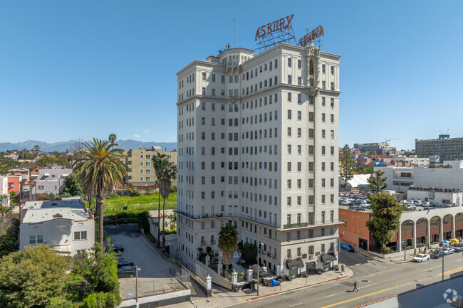 Building Photo - Asbury Rental