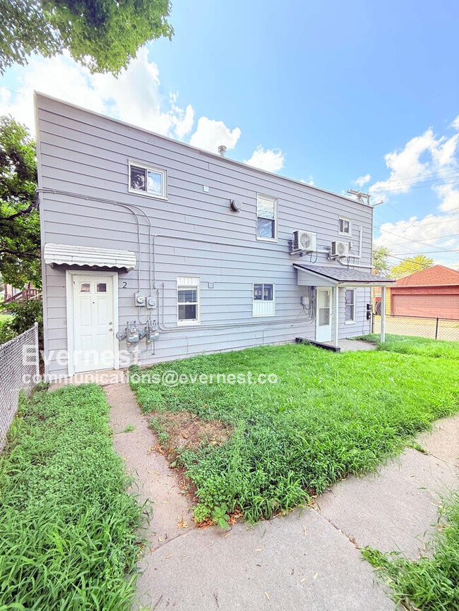 Building Photo - 68 E James St Unit 3 Rental