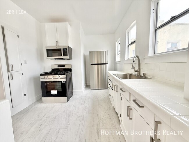 Photo - 4850 1/2 Mascot St -