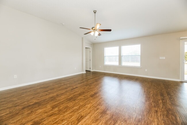 Photo - 2688 Oak Haven Dr