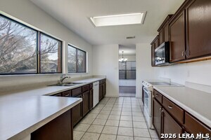 Photo - 8026 Manderly Pl