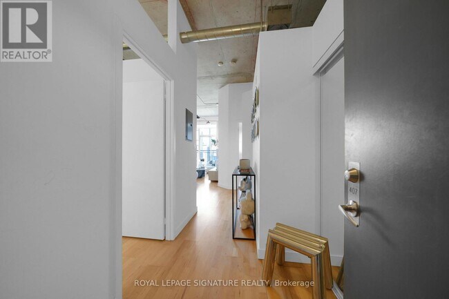 Photo - 955 Queen St W Unité 407