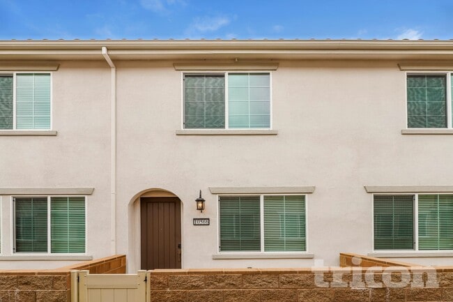 Building Photo - 10566 Vina Ct