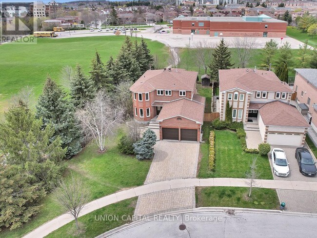 Photo - 11 Coldstream Crescent