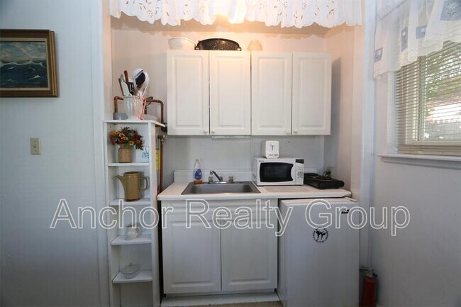 Photo - 214B-2 57th Street