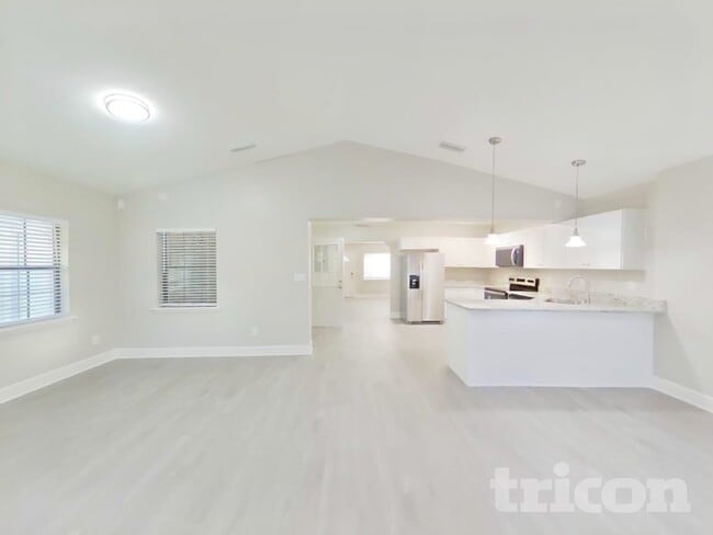 Photo - 11975 Cornelius St