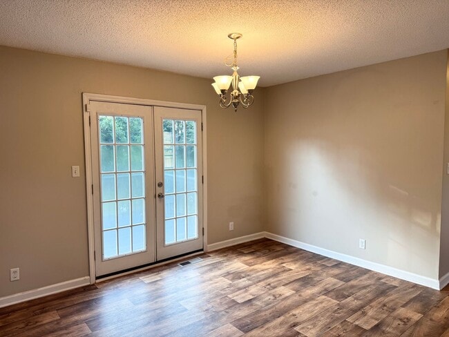 258 Golden Pond Ave