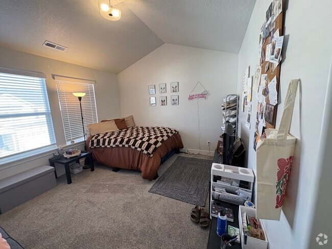Building Photo - 2029 N 3830 W Rental