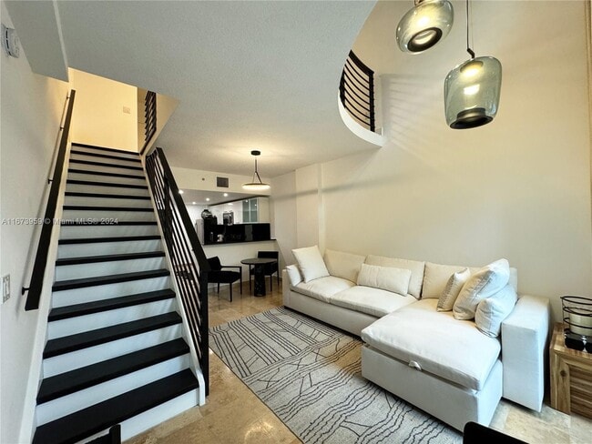 Photo - 3339 Virginia St Unit # 327