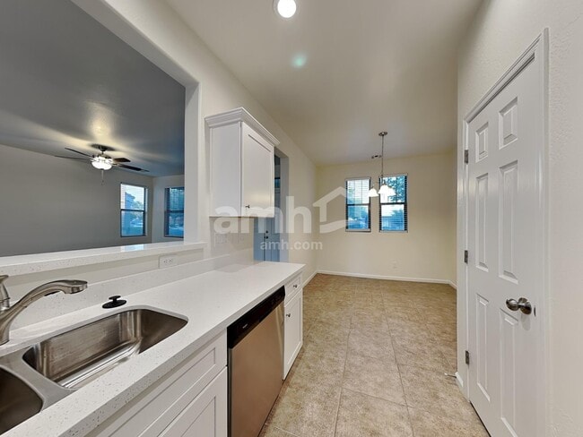 Photo - 2930 S Cole Dr