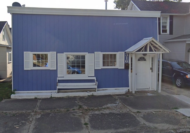 Building Photo - 316 N Mt Pleasant Ave Rental
