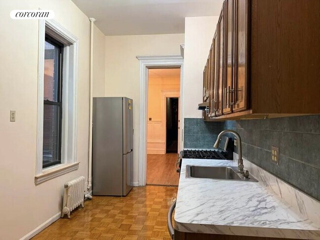 Photo - 312 W 98th St