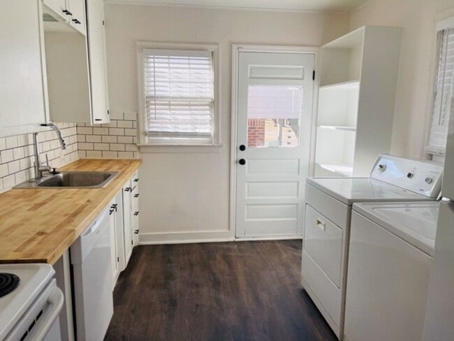 Photo - Great Location - Must See