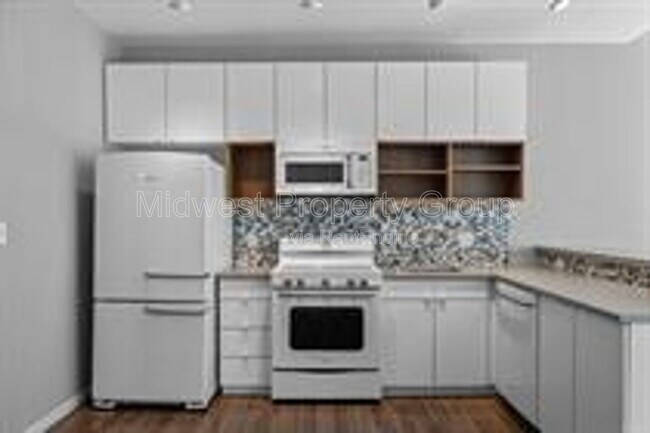 Photo - 4100 Lindell Blvd Unit 201