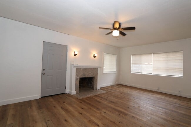 Photo - JV3701 RUBS Unidad 3701