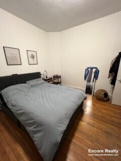 Photo - 105 Queensberry St Unit 4