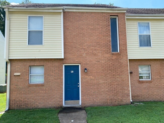 Building Photo - 884 Old Hickory Blvd Rental