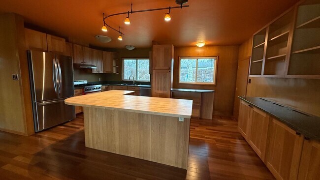 Photo - Spunky 3 Bedroom House in Westchester Lagoon! Available NOW!