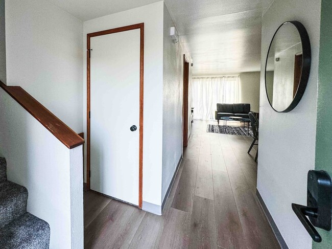 Photo - 329 Bessie St