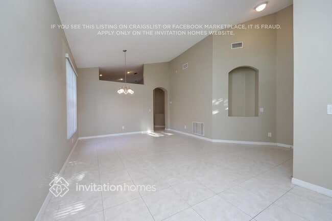 Photo - 13342 Luxbury Loop