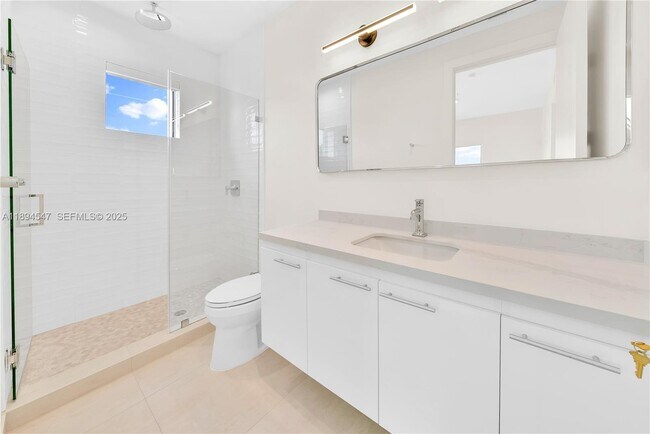 Photo - 530 SW 11th Ave Unidad 201