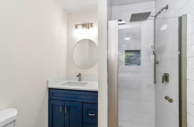 Photo - 8405 55th Ave NE