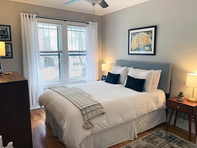 Photo - 3540 N Bosworth Ave Unidad 2