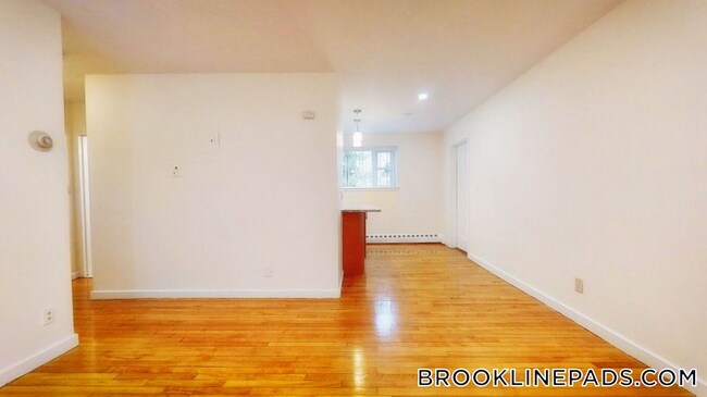 Photo - 110 Babcock St Unit 38