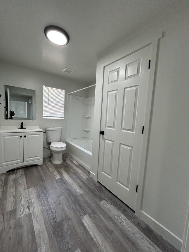 500 S Main St Unit 3E
