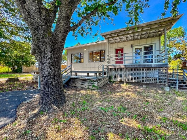 Photo - Vineyard-View Retreat with Bonus Room & Exceptional Outdoor Living