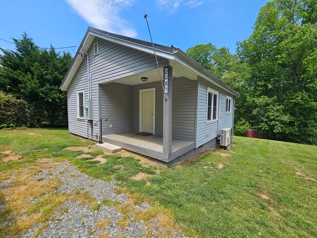 Photo - 2085 King Rd