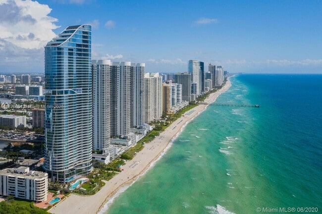Building Photo - 15901 Collins Ave Unit 405 Rental