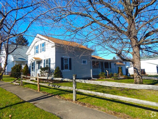 Building Photo - Cuyahoga Rental