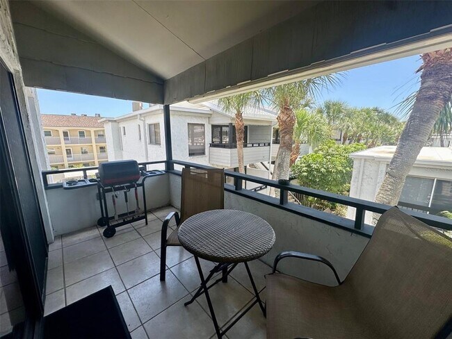 Photo - 1555 Tarpon Center Dr Unit 250