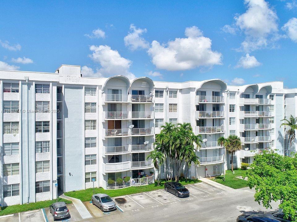 Photo - 492 NW 165th St Condo Unit C-410