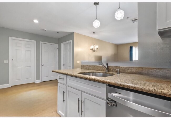 Photo - 360 Revere Beach Blvd Unidad 313